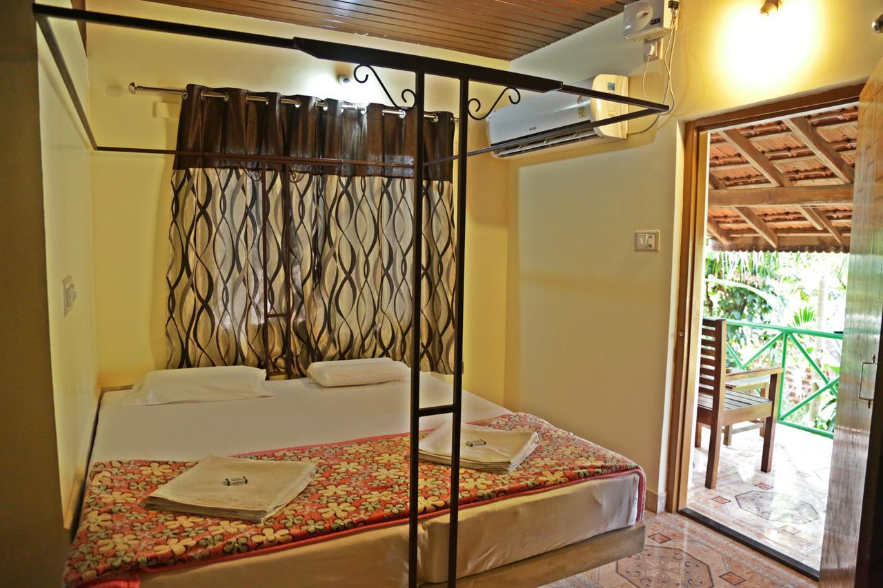 Namaste Sanjeevini Hotel Gokarna  Buitenkant foto